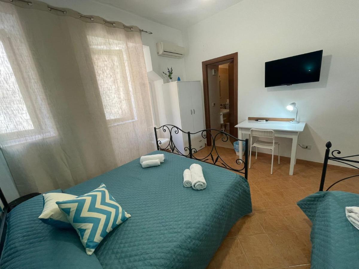 Maqueda Rooms Palermo Eksteriør billede